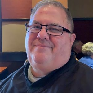 Meet your Posher, Tom